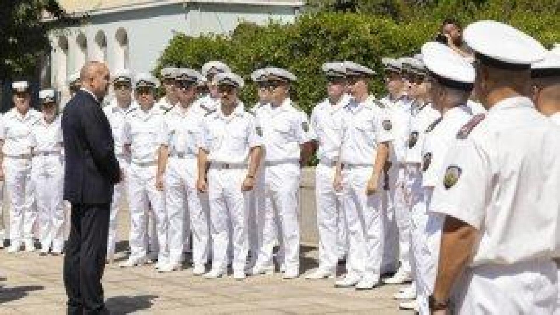 Президентът поиска анализ за бъдещето на подводния ни флот