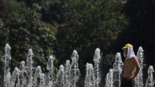 Жълт и оранжев код за опасни горещини в почти цялата страна