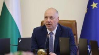 Желязков се оплака, че Радев блокира кабинета за посланиците и сигурността