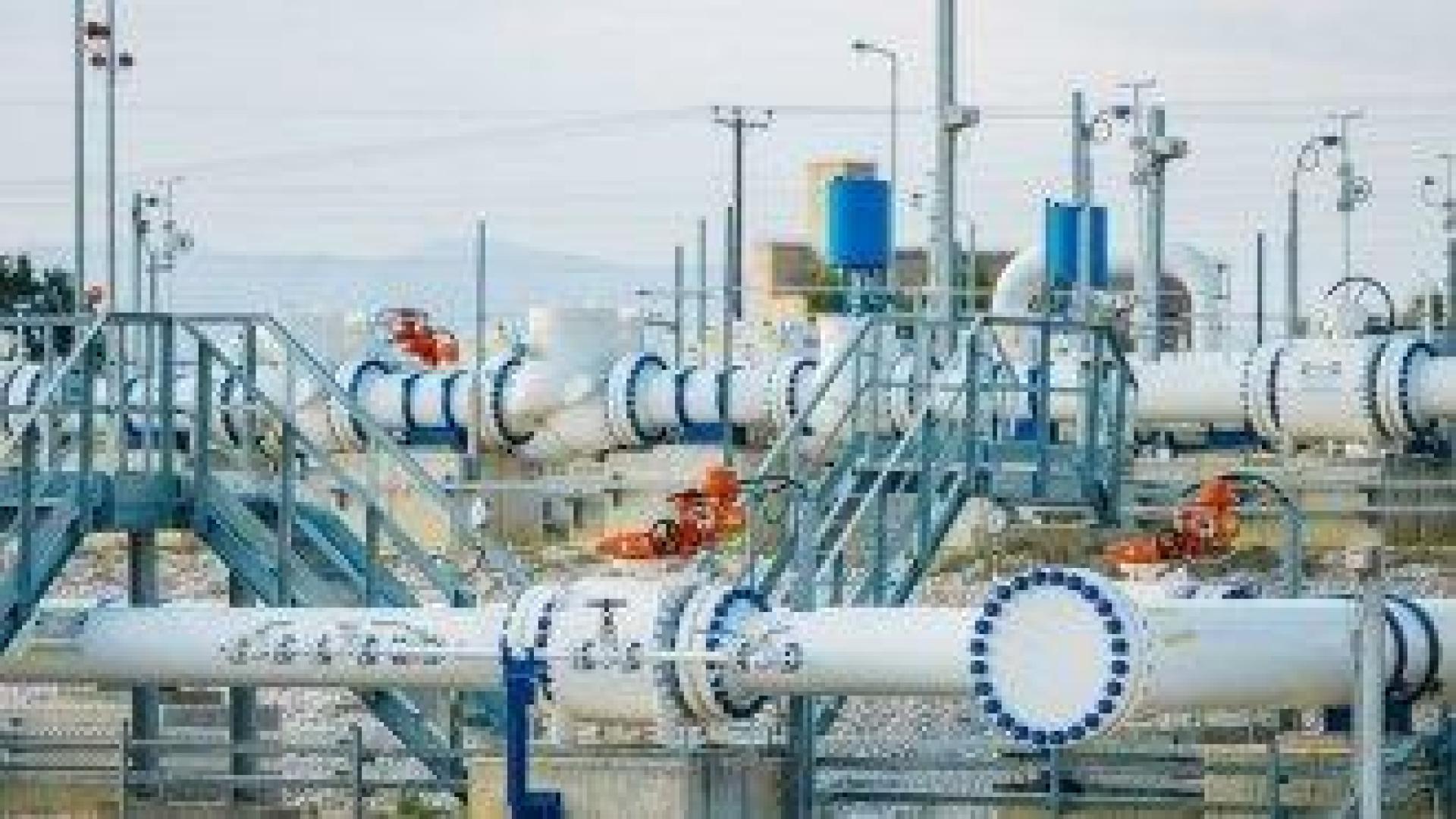 Интерконекторът с Гърция сваля с 46% таксите си за пренос на газ до Украйна