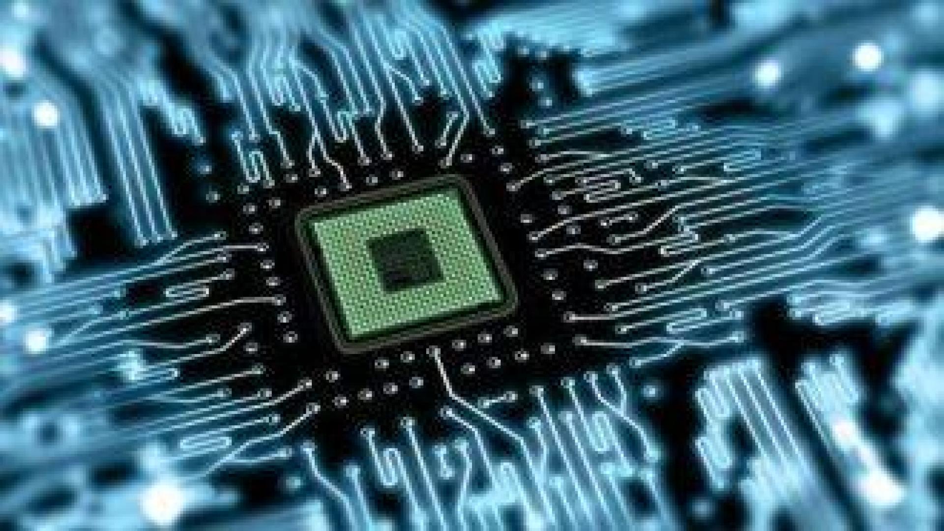 Тръмп: Готвя мита за полупроводниците, може да стигнат до 300%