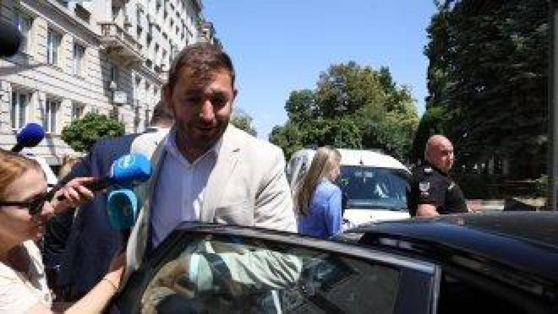 Отменена е гаранцията на сочена за съучастничка на бившия зам.-кмет Барбутов