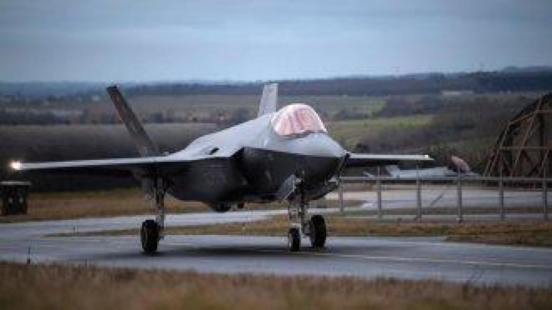 Тръмп може да разположи американски изтребители F-35 в Румъния