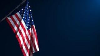 Тръмп иска затвор за горене на американското знаме