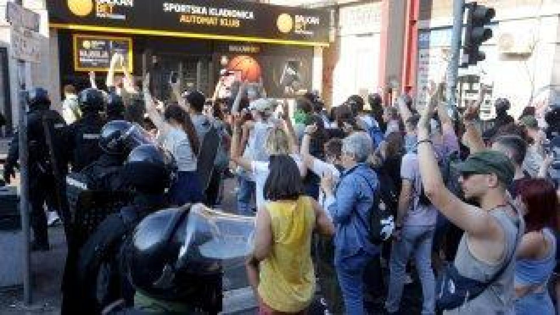 Протестите в Сърбия: битка за демокрация, която ЕС не трябва да игнорира