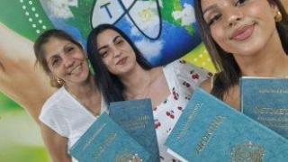 Все повече ромски ученици се явяват и издържат матурите