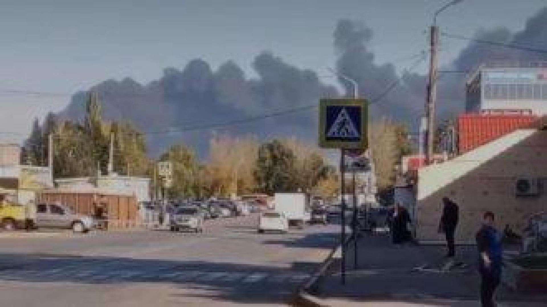 Украински дронове втори път за седмица удариха руска рафинерия на 1500 км от границата