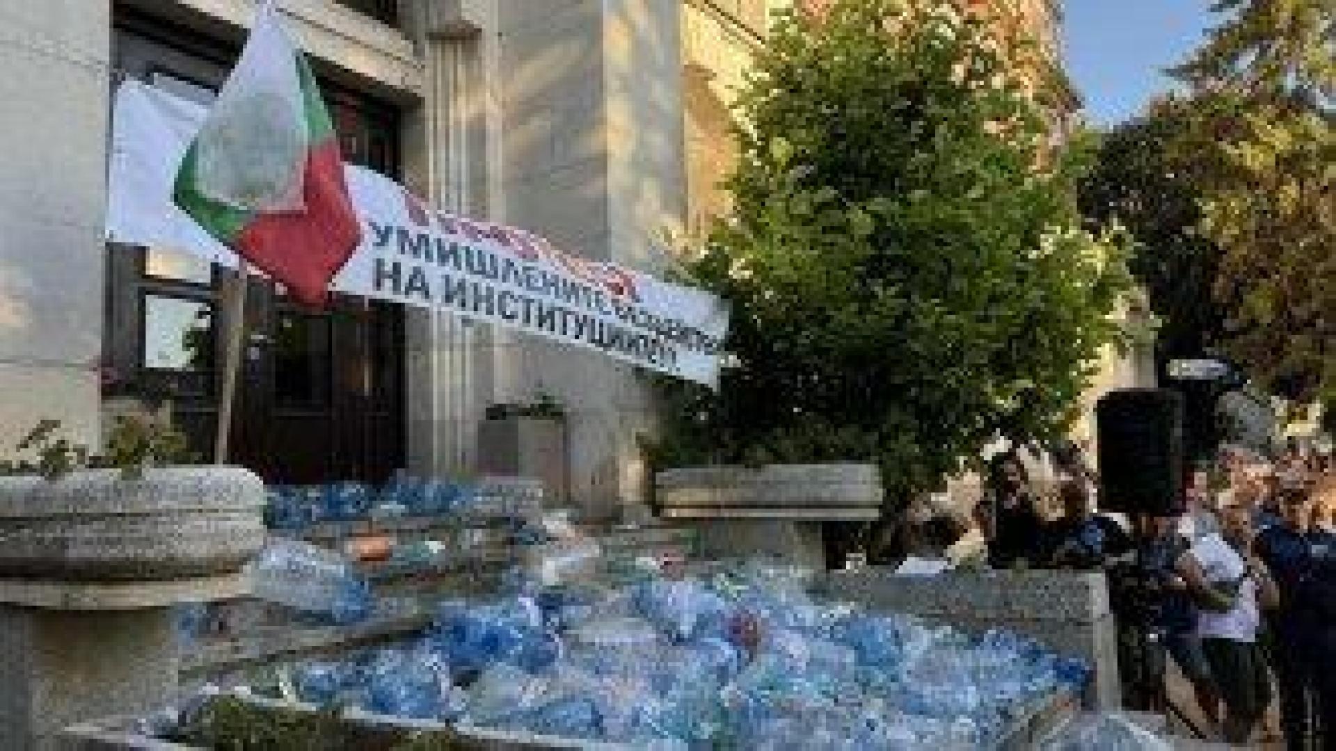Гражданите трябва да имат търпение. Как властта решава проблема с безводието в Плевен