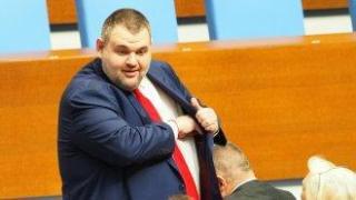 Пеевски пак настоява за парламентарна комисия "Сорос"