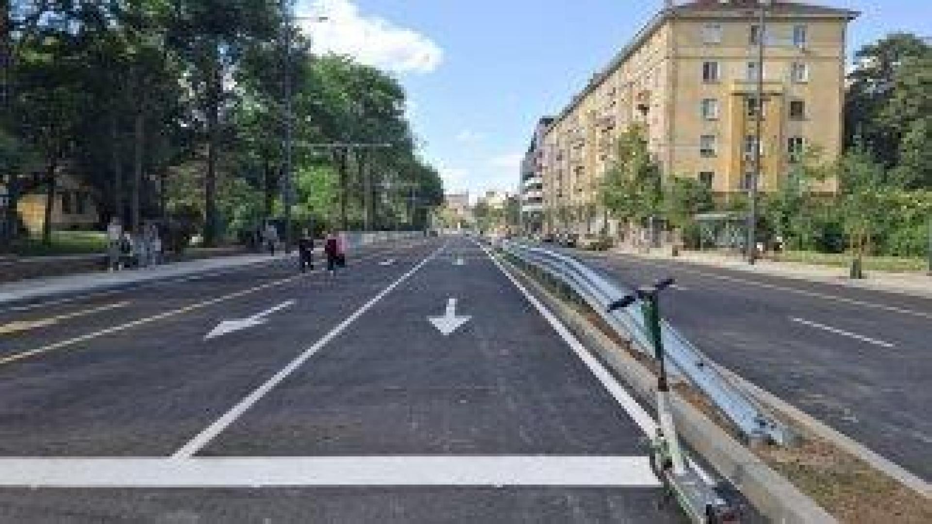 Държавата бави парите на София и заплашва да блокира ключови проекти