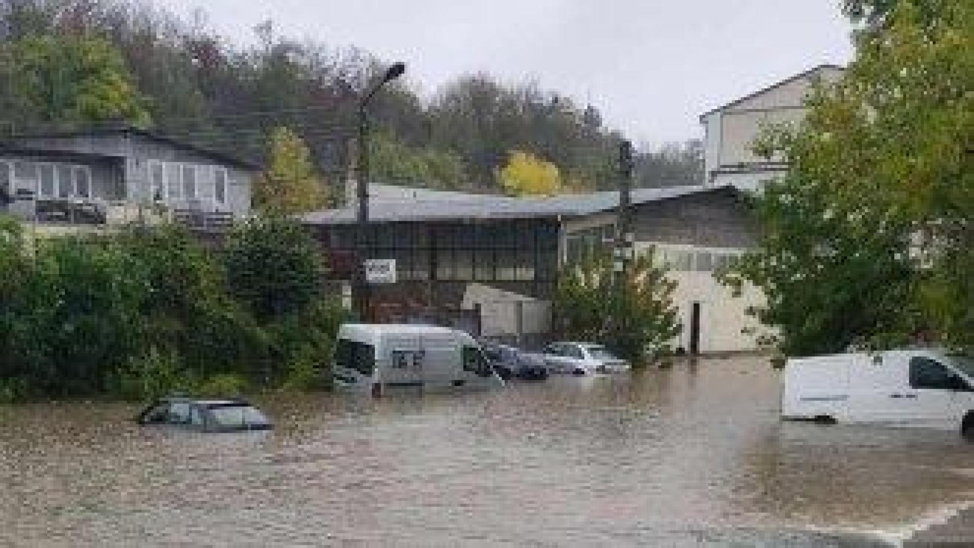 Пороите засегнаха Русе, част от града е наводнена