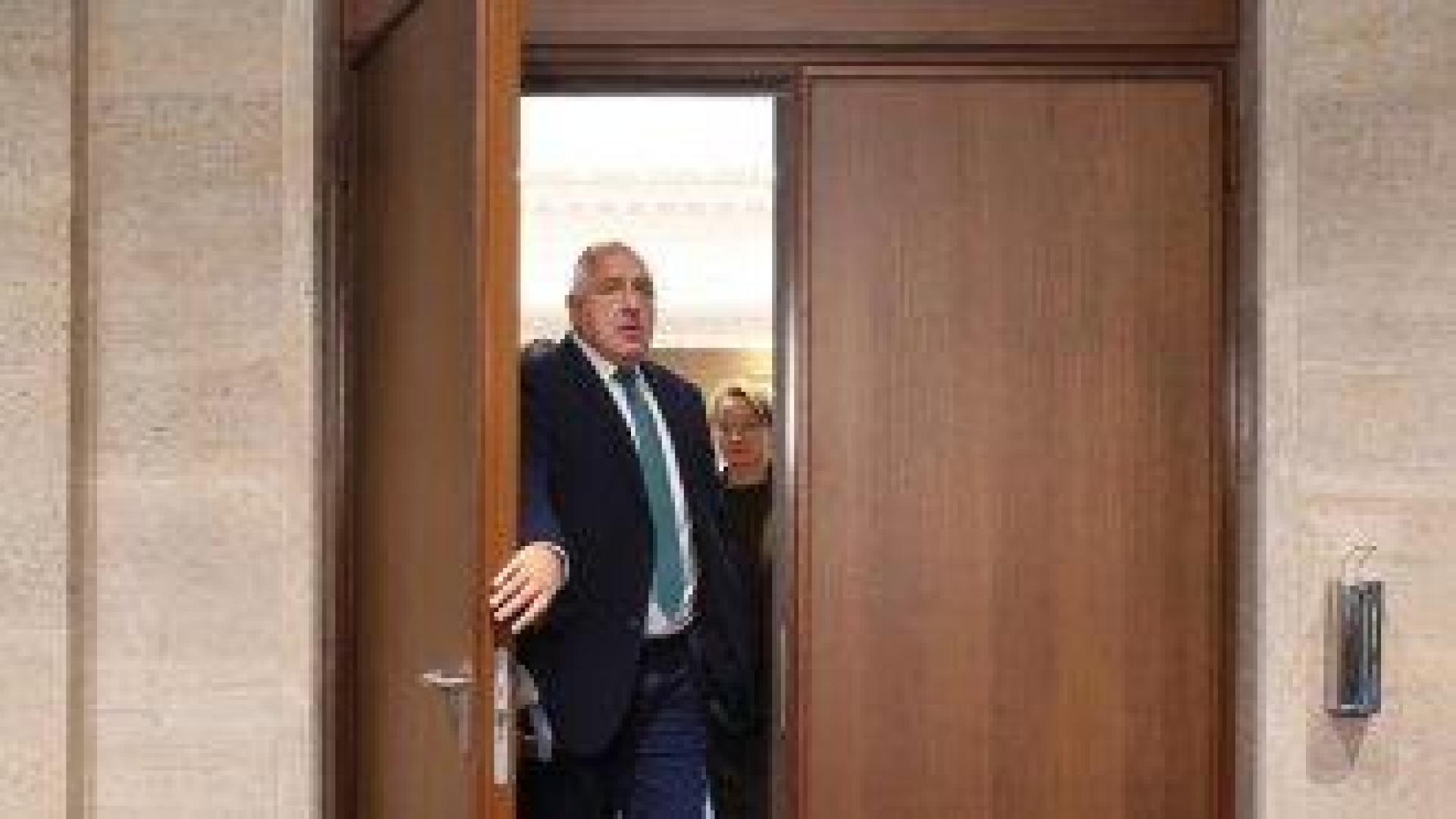 ГЕРБ обеща мракобесният закон на ИТН да бъде оттеглен, но вакханалията със словото трябвало да спре