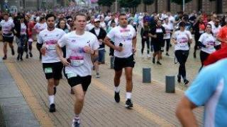 Маратон блокира движението в центъра на София