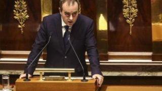 За да спаси правителството си, френският премиер предлага отлагане на пенсионната реформа