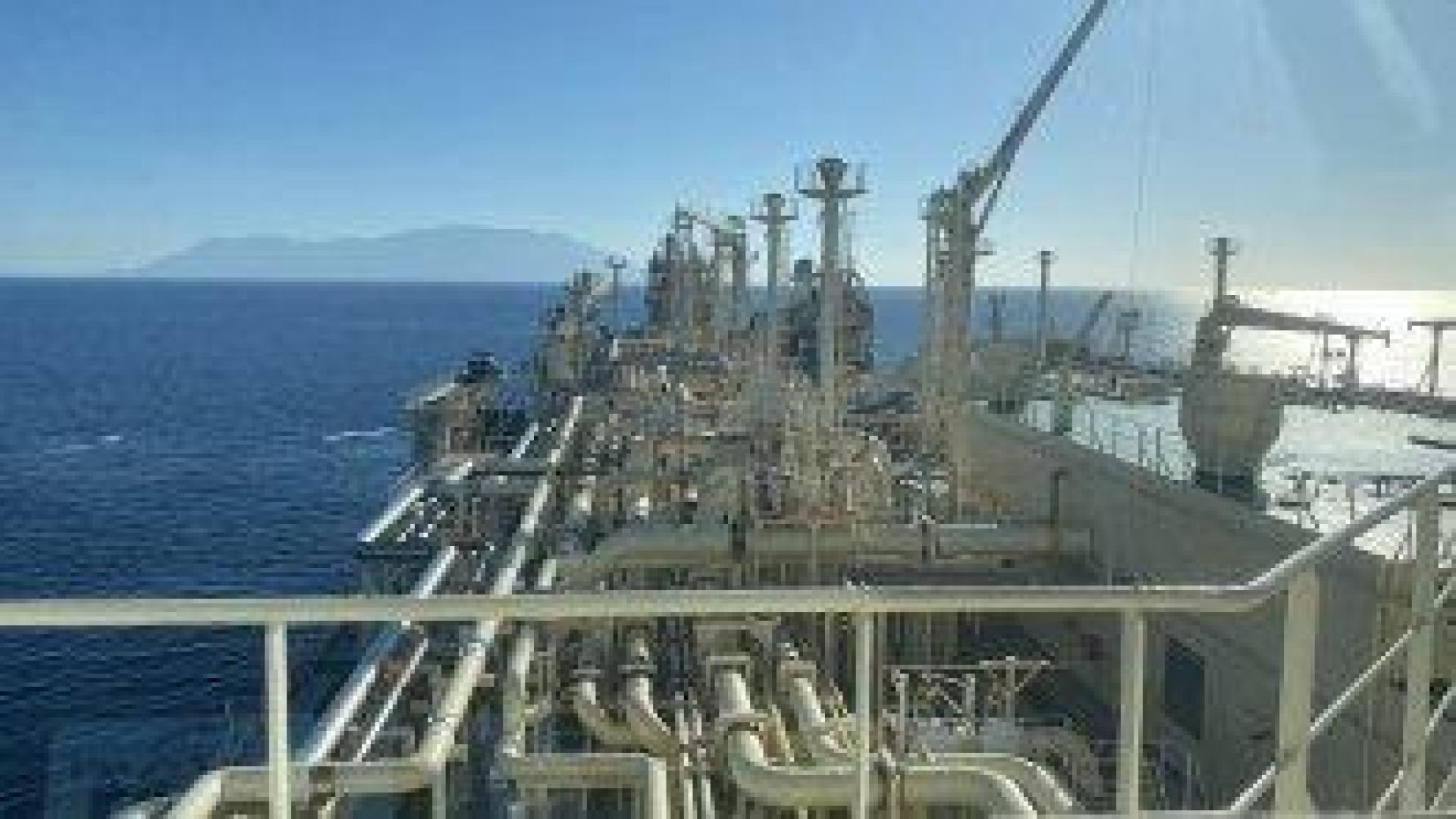 "Тотал", "Шел" и "Метлен" ще ни доставят газ през зимата