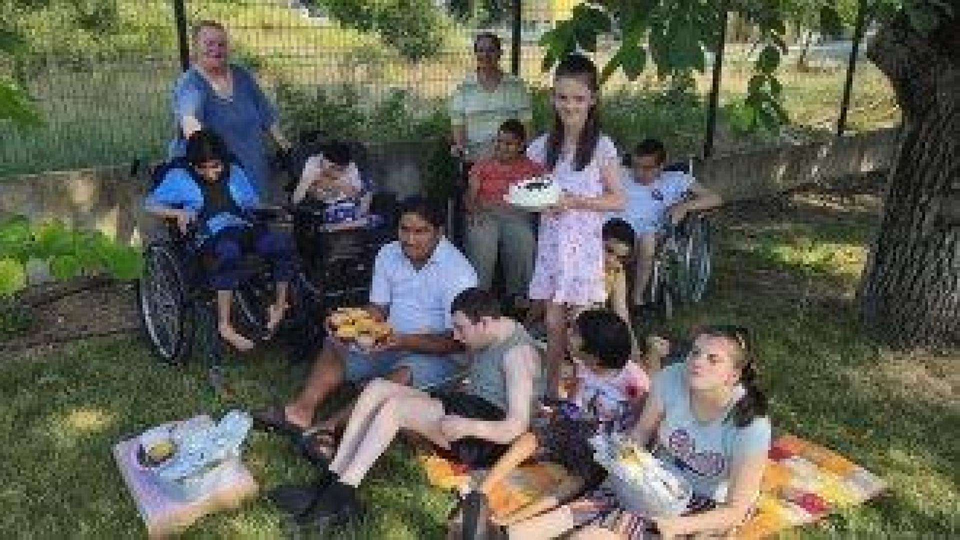 20 години фондация "Сийдър" се грижи за достоен живот на хората  с увреждания