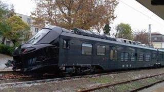 Тестват влакът "Дарт Вейдър" по българските релси