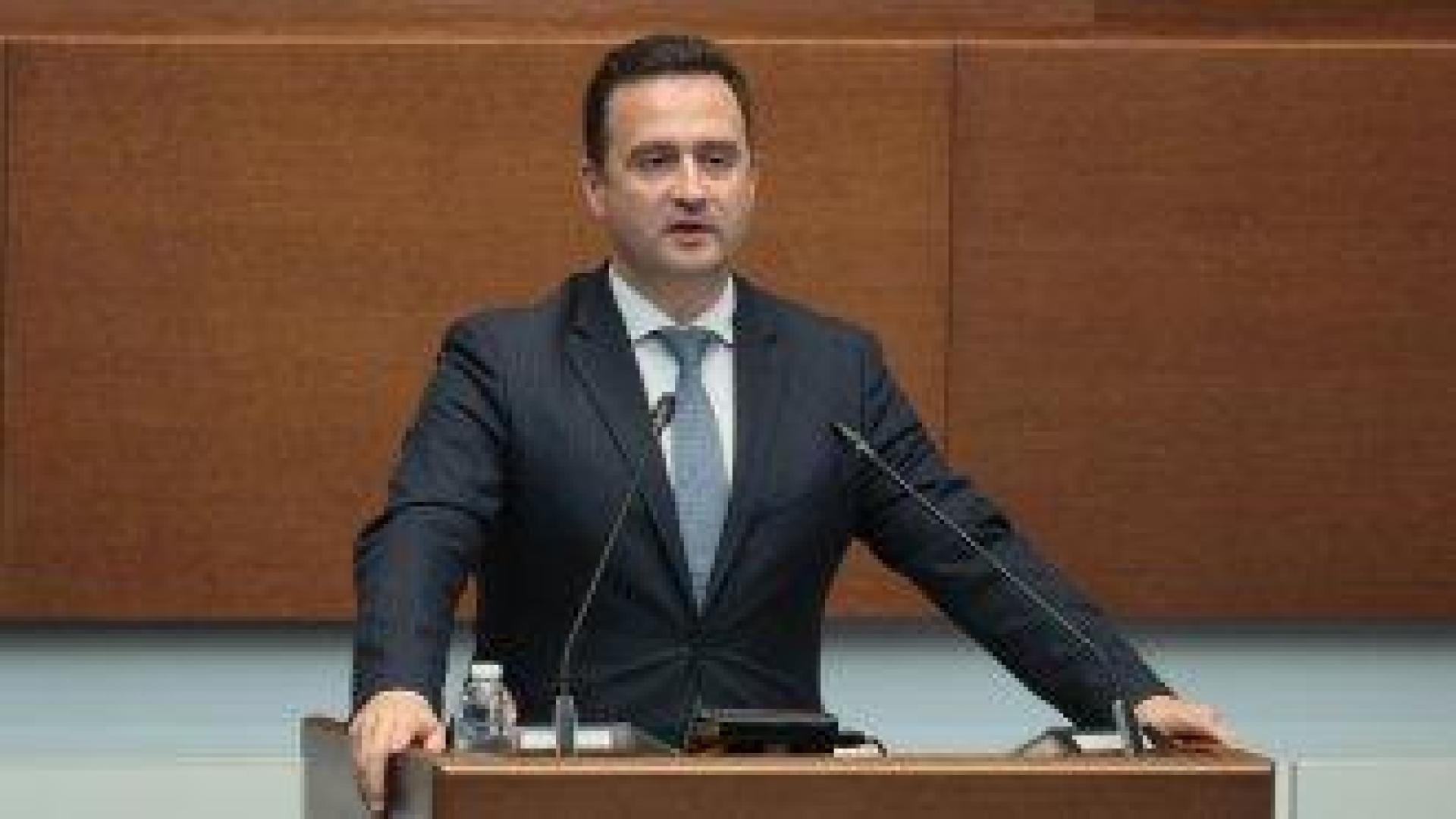 Министърът на енергетиката: В данъчните складове имаме бензин за 6 месеца, а дизел – за 4 месеца