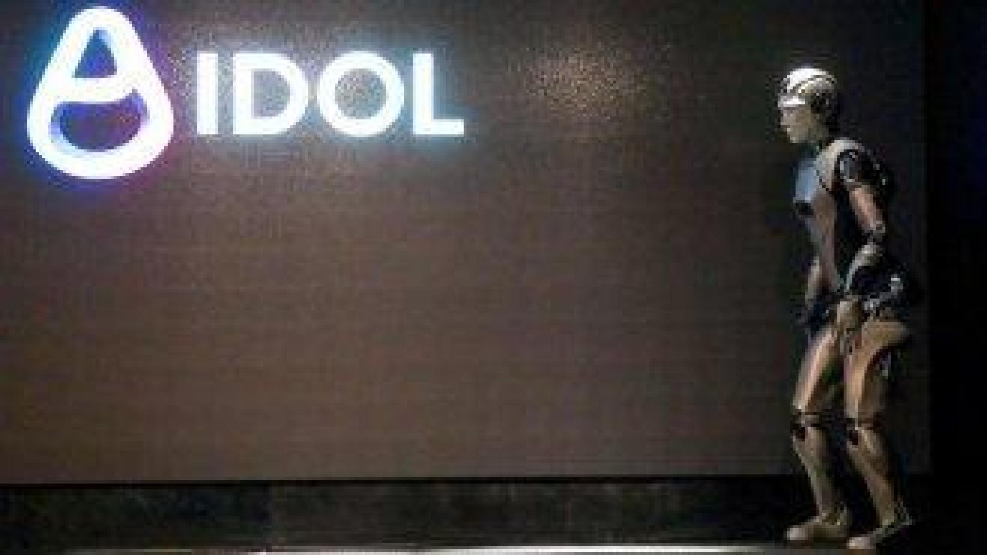 Първият руски хуманоиден робот падна и се разпадна по време на презентацията си