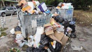Нови райони в София са пред криза с боклука след още два спрени търга