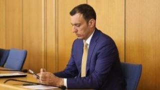 Административната реформа на Терзиев беше отхвърлена, опозицията му писа двойка