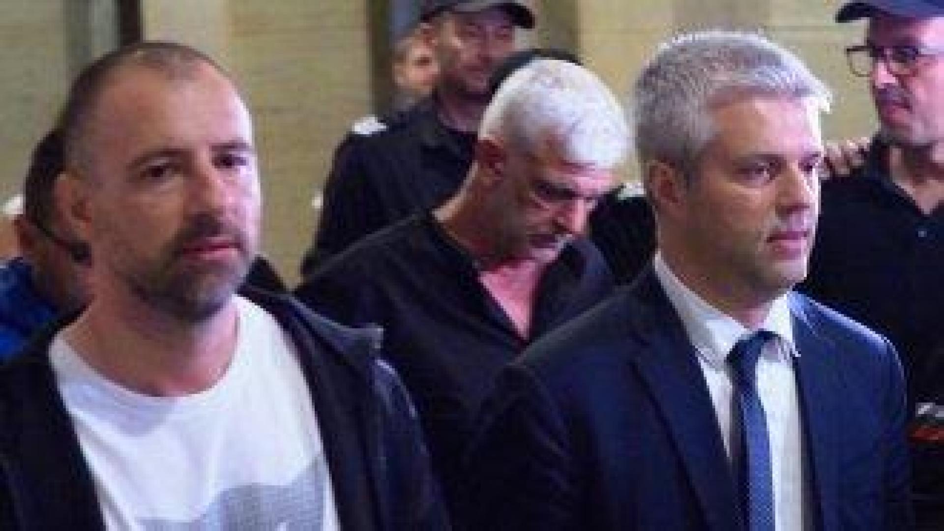 Прокуратурата даде на съд Благомир Коцев, но крие името на обвиняем депутат