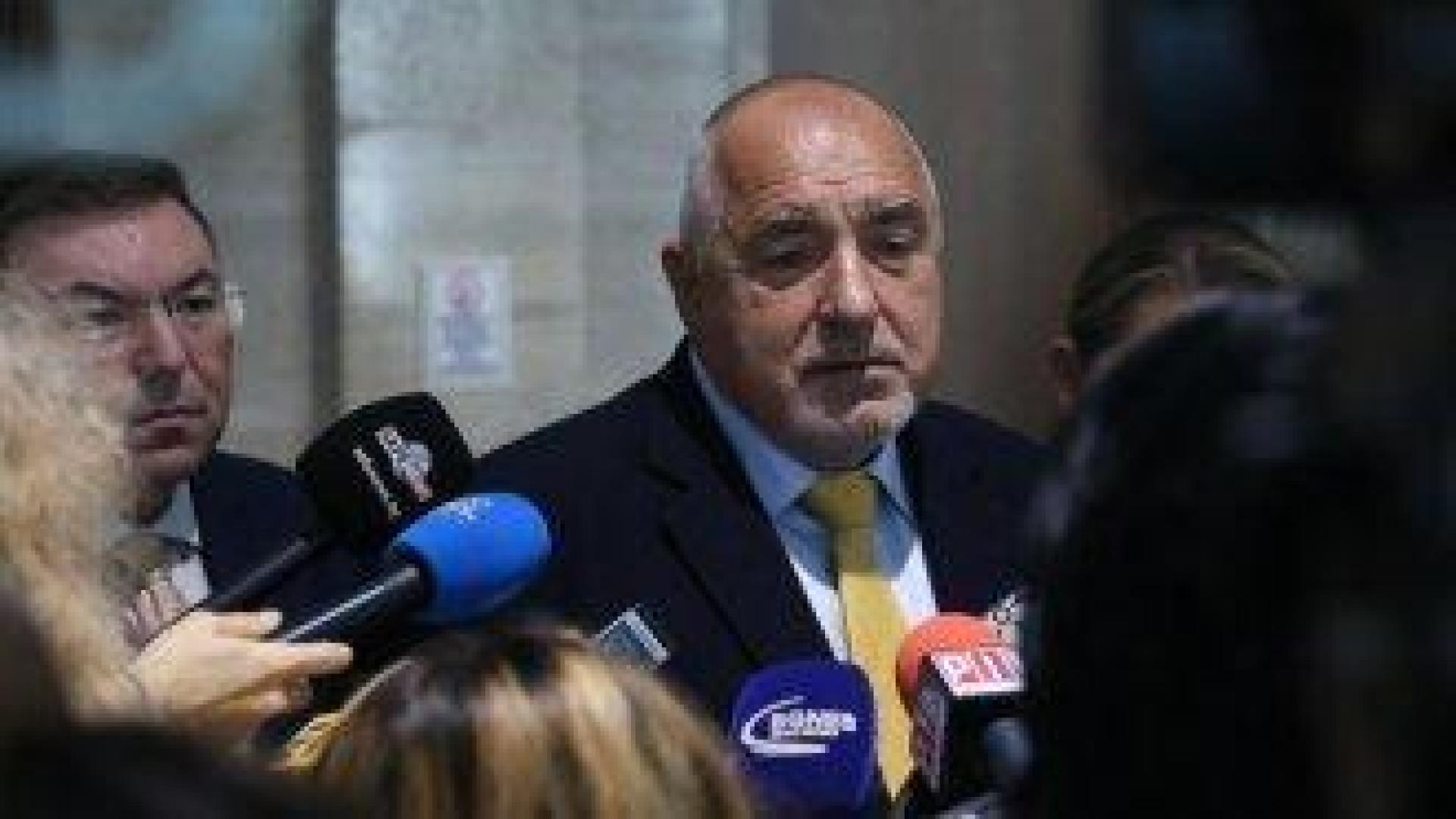 Борисов получил гаранции от "чичо зад Океана" и чака дерогация още днес