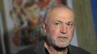 Режисьорът Максим Генчев моли Пеевски за пари за новия му филм