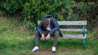 Всеки втори тийнейджър от приемно семейство се чувства подиграван или изолиран в училище