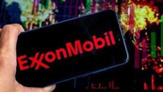 Арабски шейхове и американски енергийни гиганти може да си поделят империята на "Лукойл"