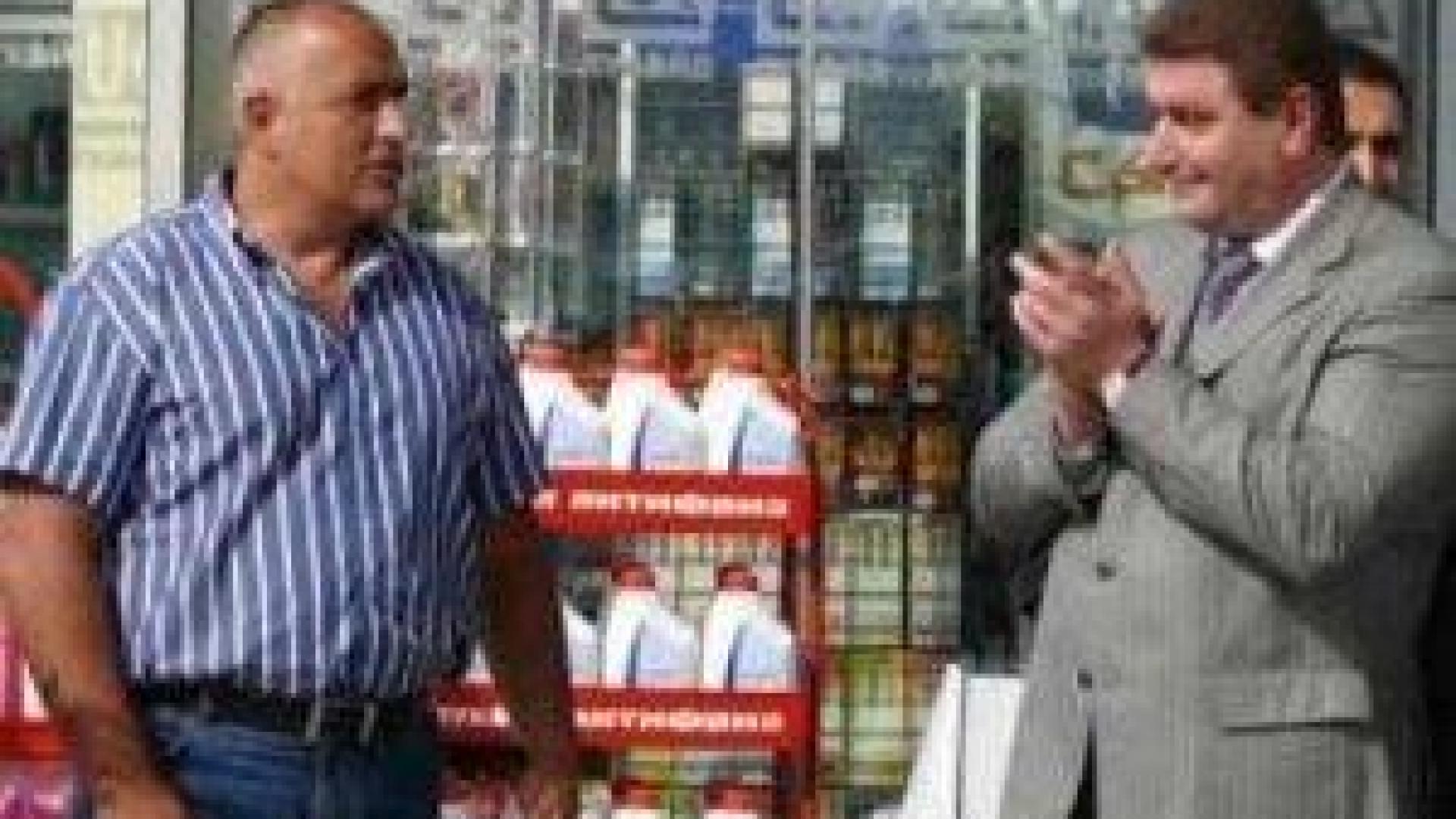 Асен Василев пита връща ли се тайно Валентин Златев в управлението на "Лукойл"