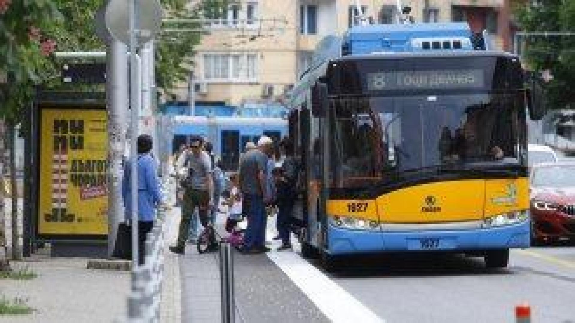 Цените на картите за транспорт в София няма да се вдигат, билетчето става 80 евроцента