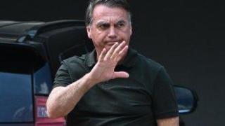 Бившият президент на Бразилия Жаир Болсонаро е арестуван