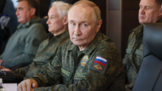 Путин подписа указ за засилване на руската идентичност в анексираните територии в Украйна