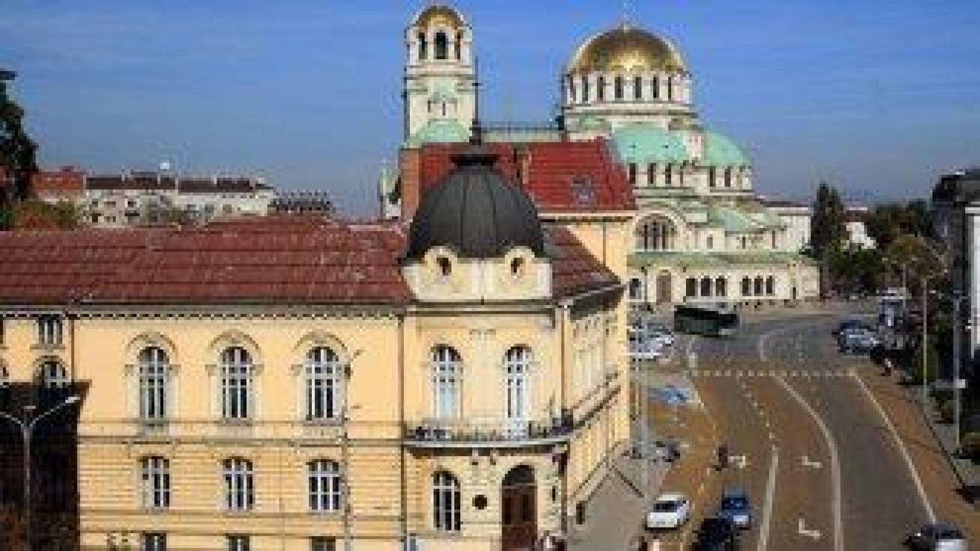 Проектобюджетът на София: Повече заеми, рекордна капиталова програма и фокус върху образованието