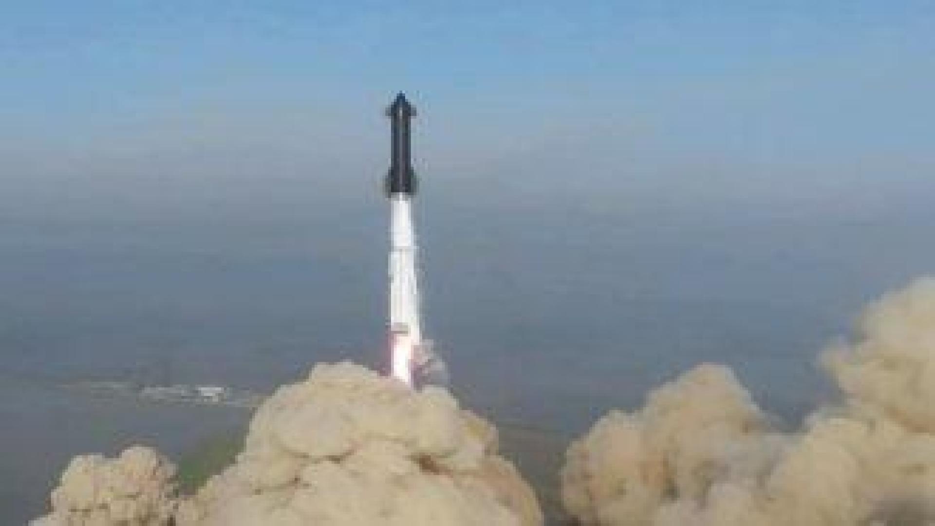 SpaceX обмисля първично публично предлагане на акции