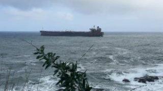 Евакуирани са още четирима моряци от танкера "Кайрос"