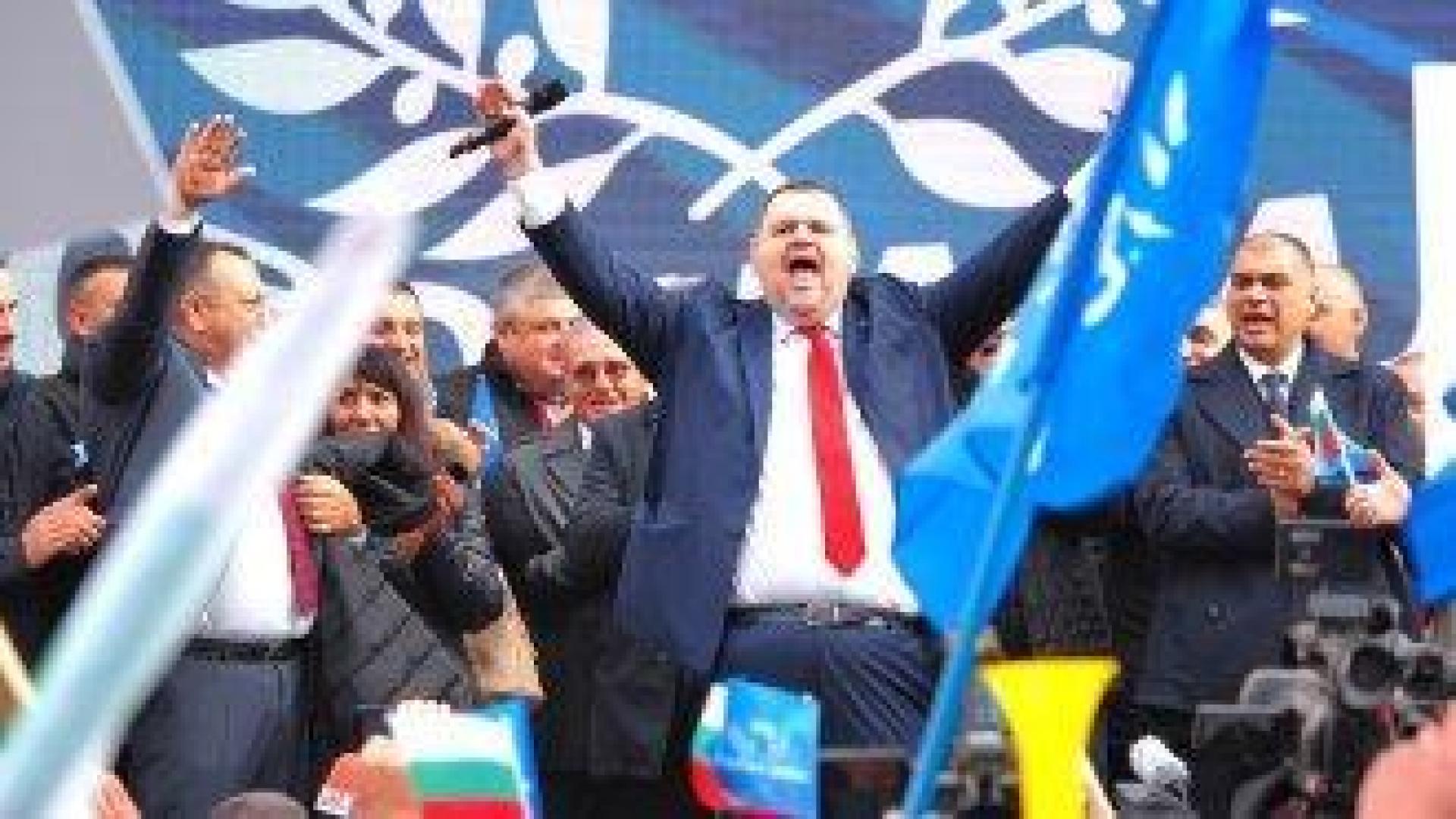 Местен лидер на Пеевски в Хасково подаде оставка преди контрапротеста в града