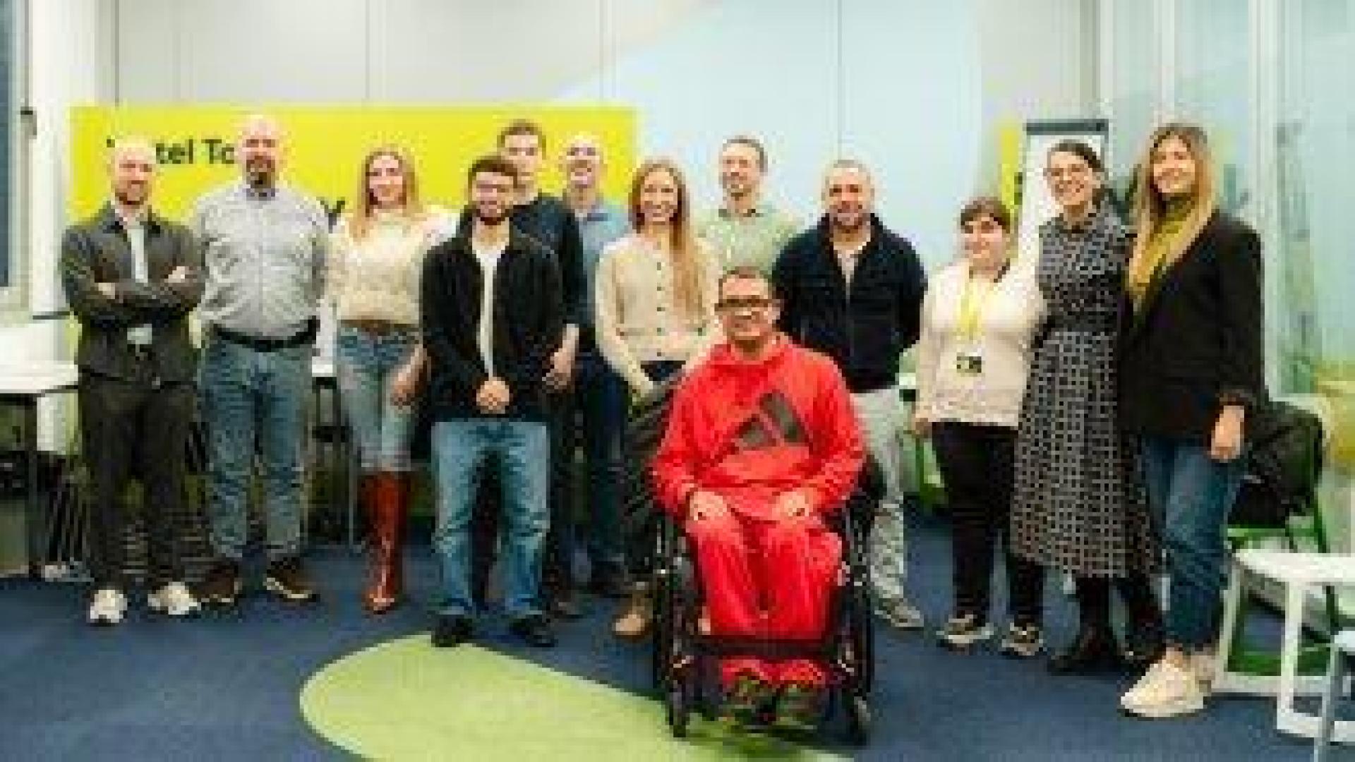 "Рамо до рамо" четирима специални служители плюс куче влизат в екипа на Yettel