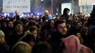 Стотици протестираха в Румъния срещу "превзетата съдебна система"
