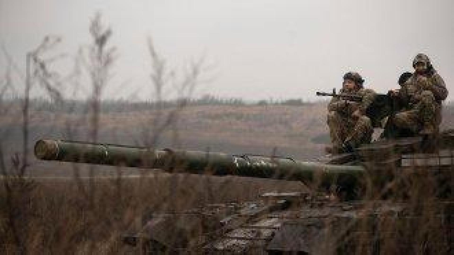 Политико: Украйна се е съгласила да изтегли войските си от Донбас и да създаде там "свободна икономическа зона"