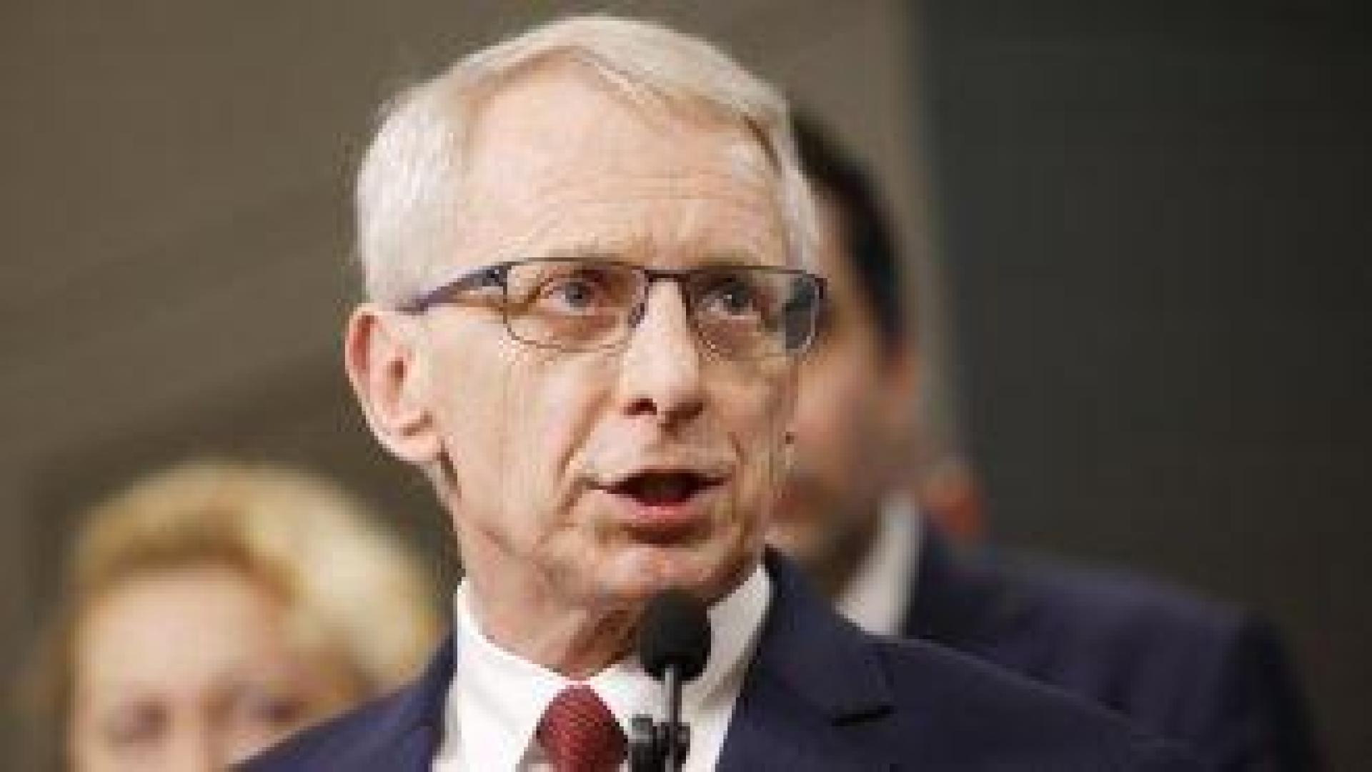 Денков предрече грандиозен провал на Румен Радев, ако оглави партия