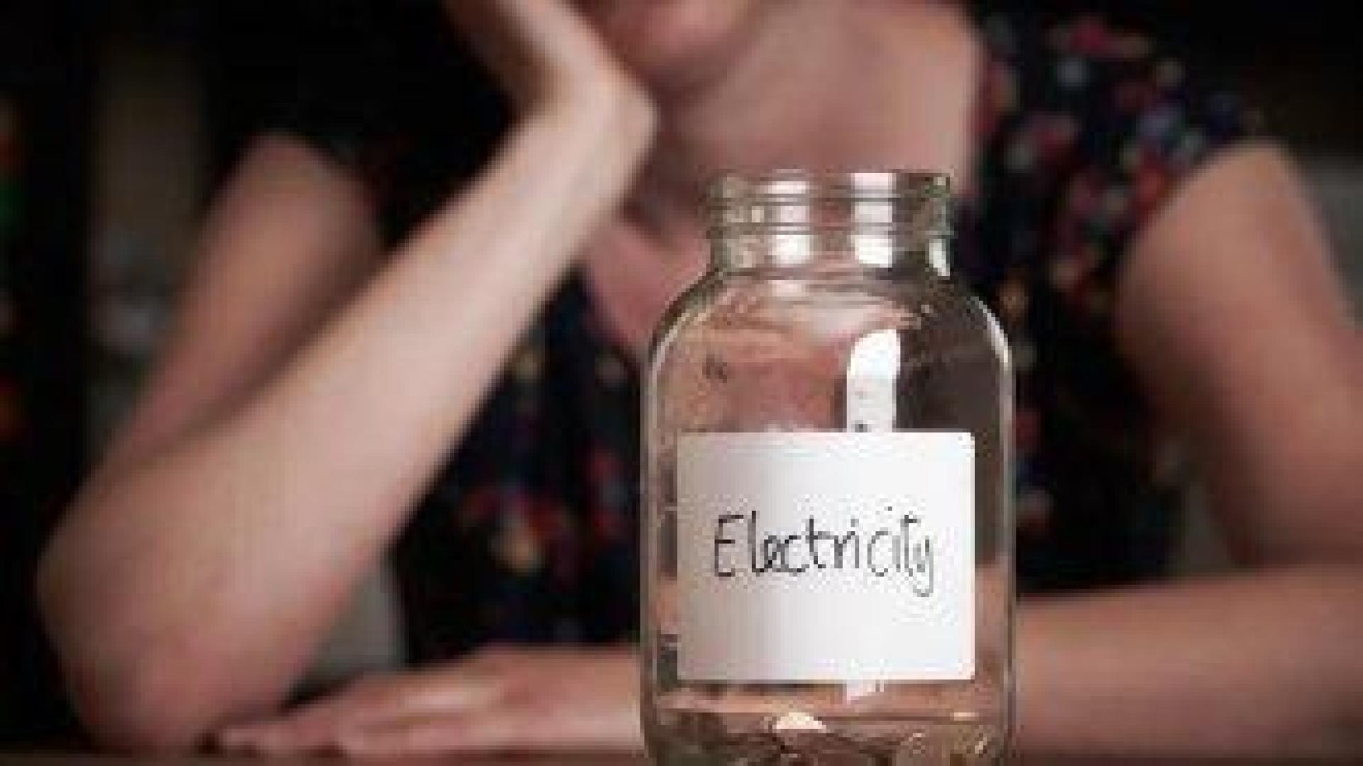 Близо една пета от българите и гърците живеят в енергийна бедност