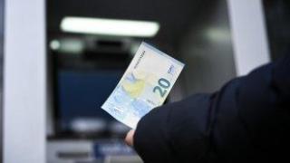 Еврото плавно и безпроблемно навлиза в оборота на България