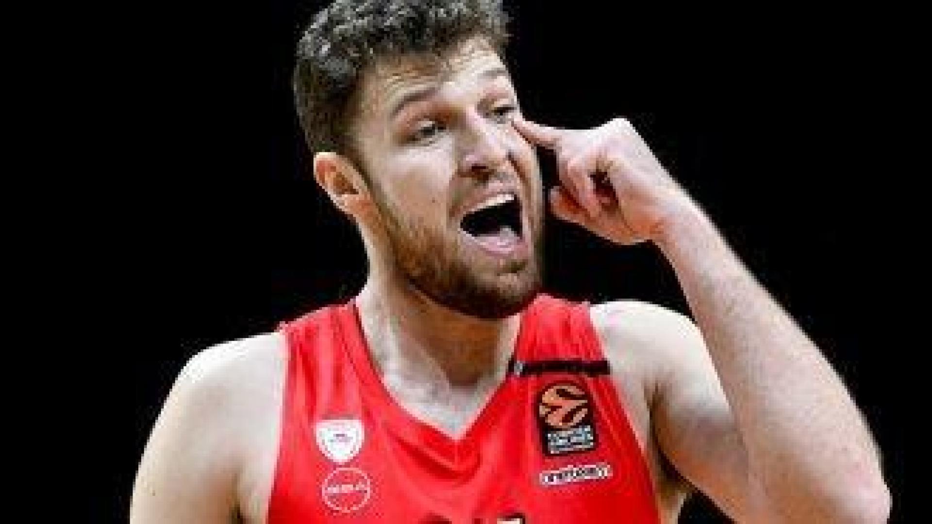 Александър Везенков отново е в идеалния отбор на Евролигата