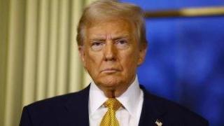 Тръмп обяви, че ще забрани на големите институционални инвеститори да купуват жилища в САЩ