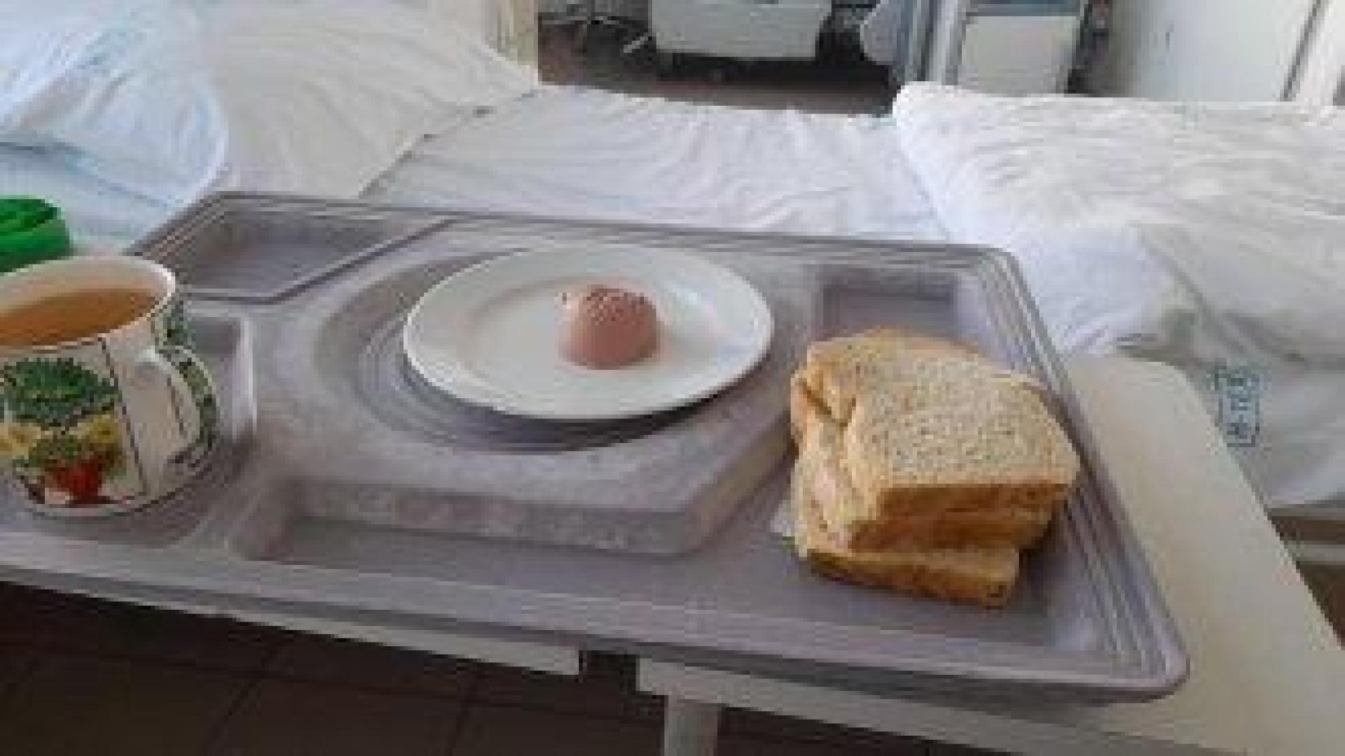 КЗК и полицията влязоха в кетъринг фирми. Разследват картел на пазара на болнична храна