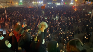 Протестиращите в Иран не се уплашиха, че са обявени за "враг Божий"