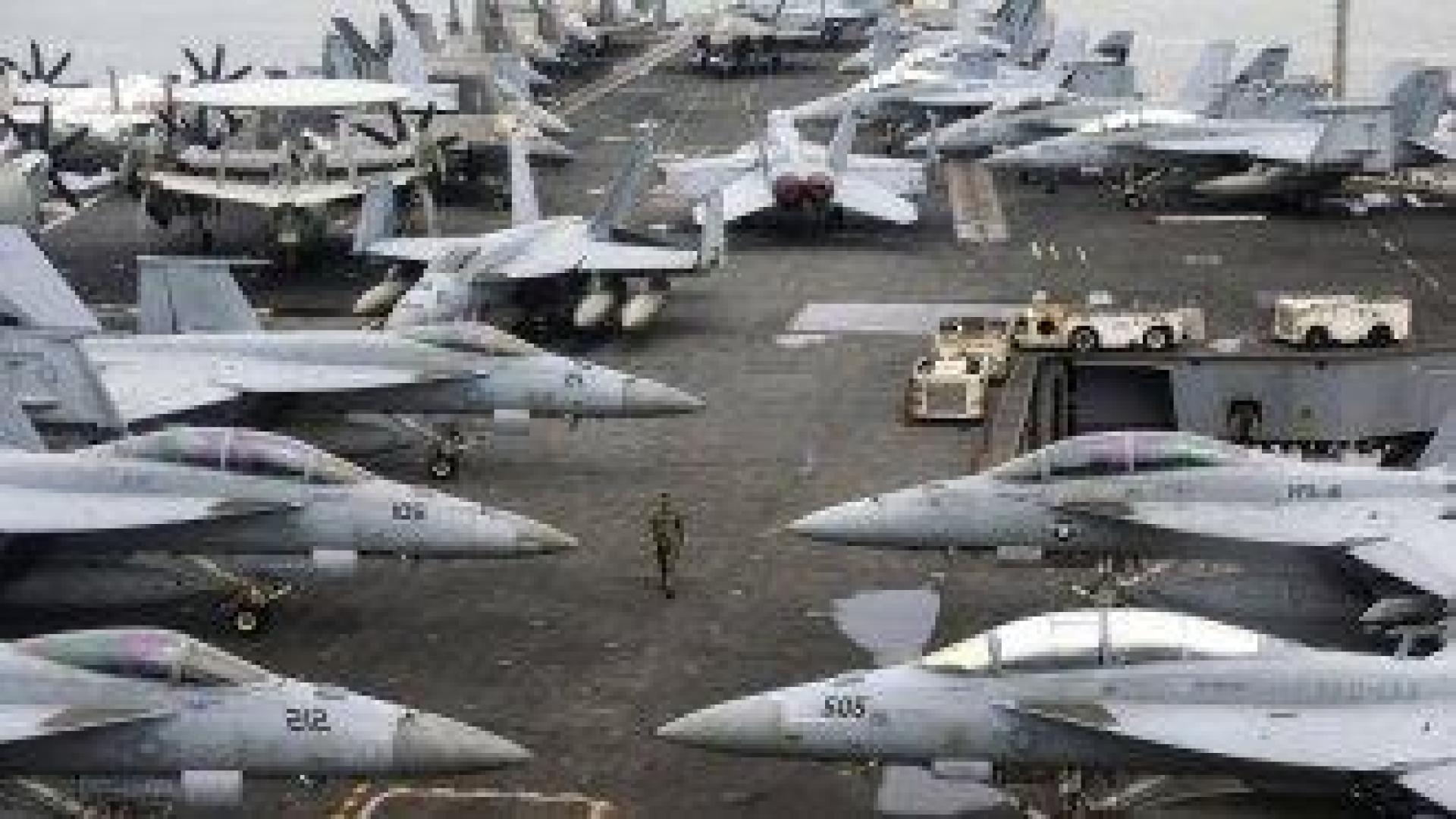 "Непредсказуемостта е част от стратегията". Да се очакват ли американски удар срещу Иран в следващите дни