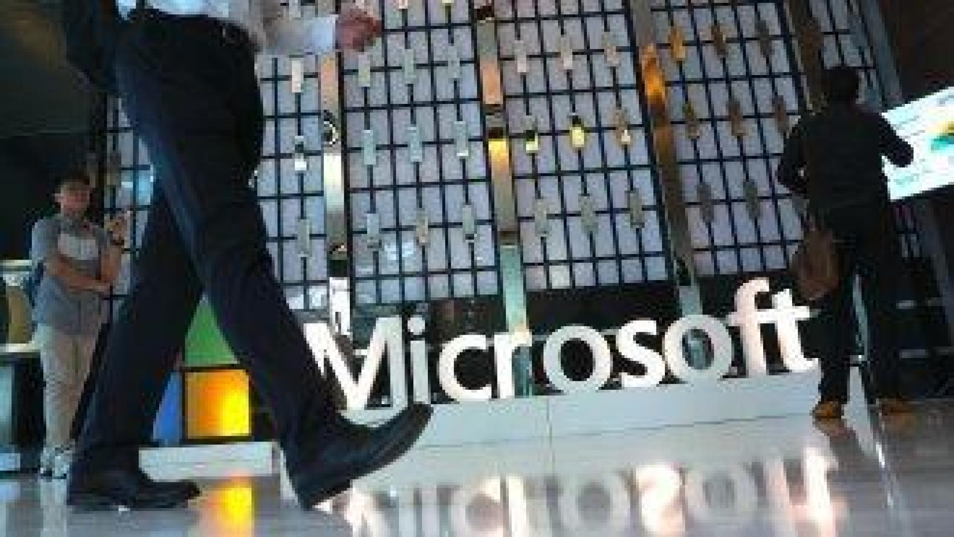 Божидар Божанов: Нов договор с "Майкрософт" за държавната администрация носи риск